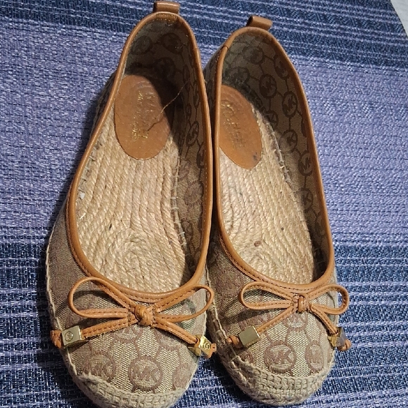 Michael Kors Brown Monogram Espadrilles - Picture 1 of 9